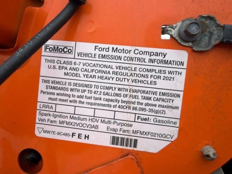 2022-ford-f650-xl-image-32