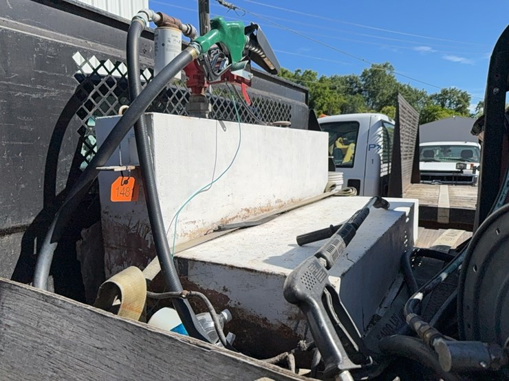 truck-bed-fuel-tank-image-2