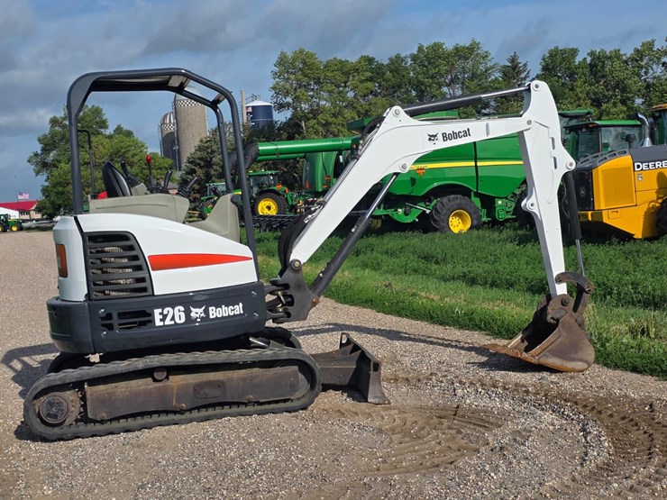 bobcat-e26-image-12
