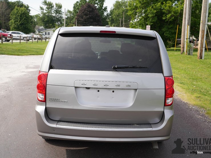 2017-dodge-grand-caravan-image-6