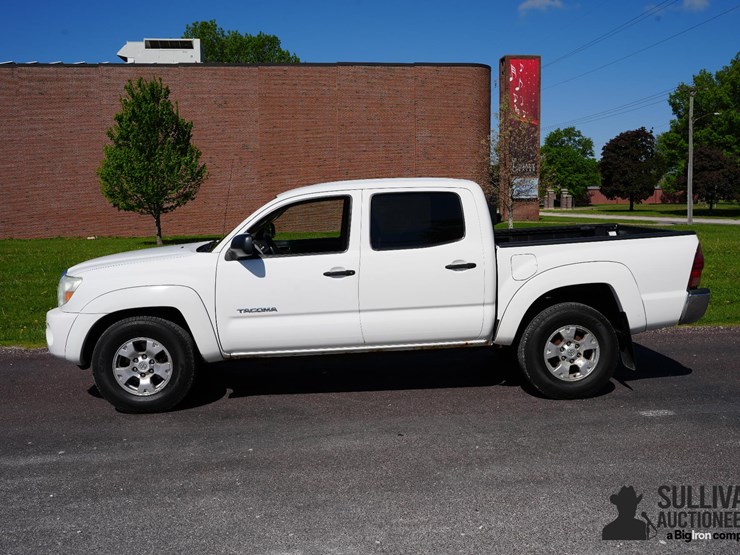 2006-toyota-tacoma-image-8
