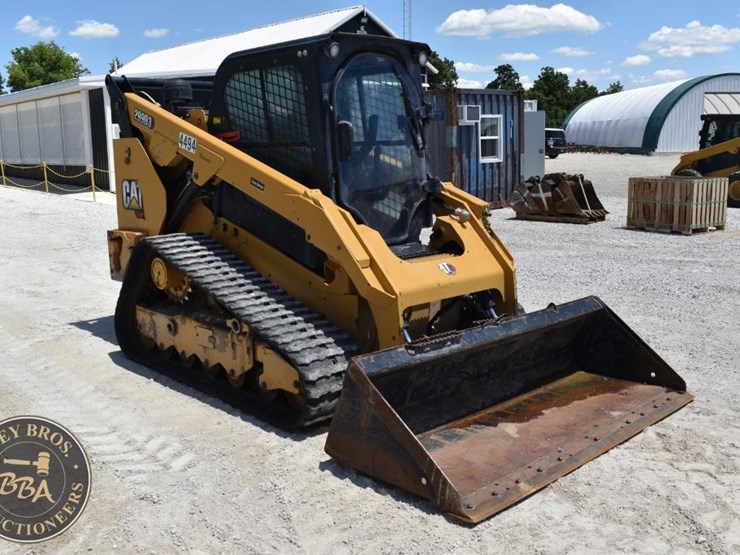 2023-caterpillar-299d3-image-7