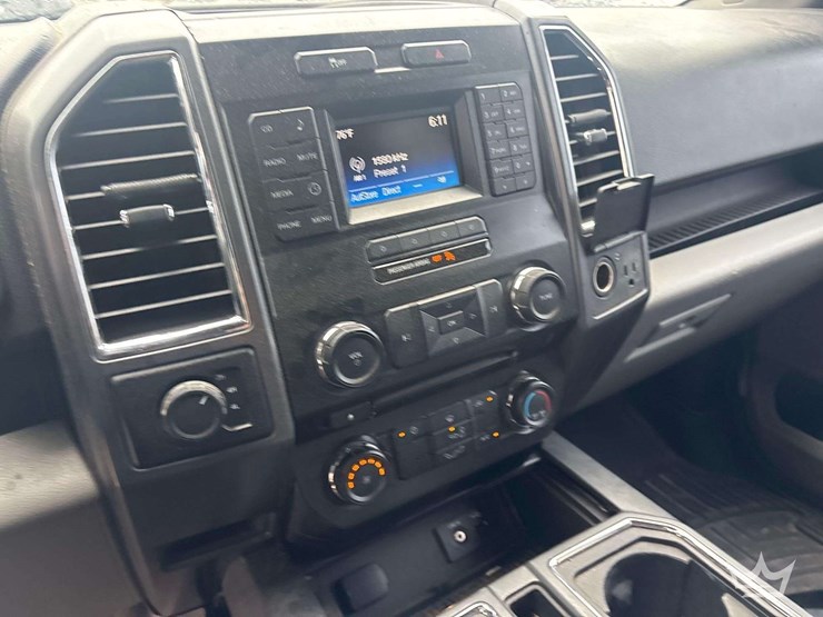 2015-ford-f150-image-16