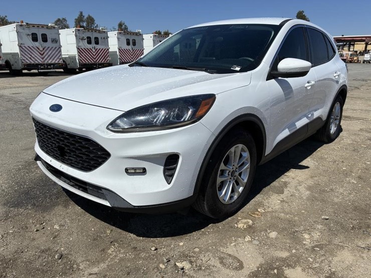 2021-ford-escape-image-1