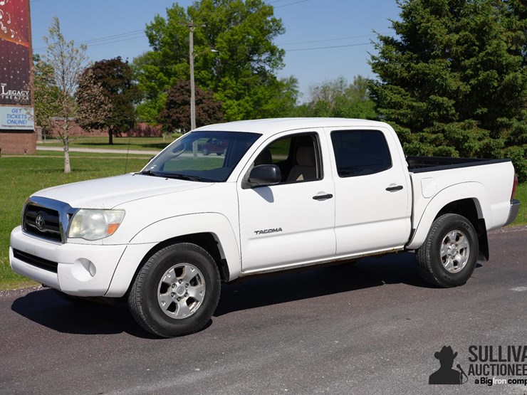 2006-toyota-tacoma-image-1