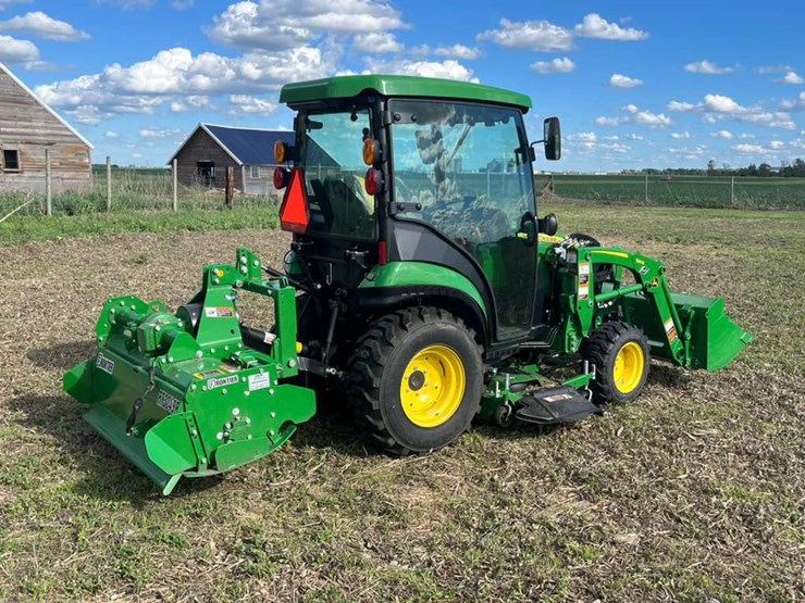 2025-john-deere-2025r-image-14
