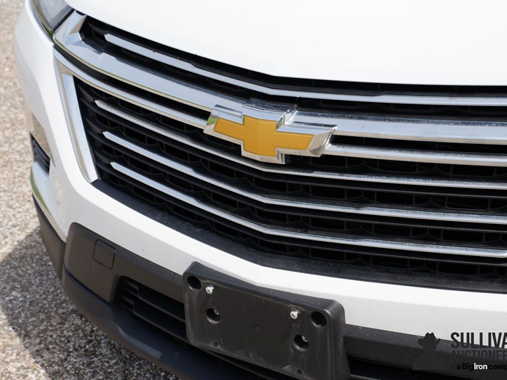2023-chevrolet-traverse-image-10