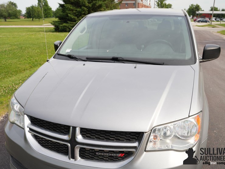 2017-dodge-grand-caravan-image-11