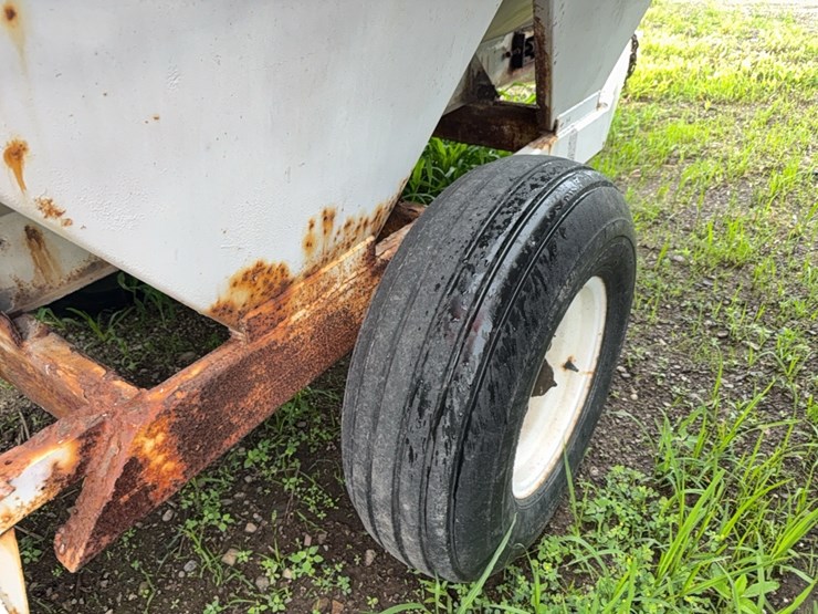 wilmar-pull-type-dry-fert.-spreader-image-9
