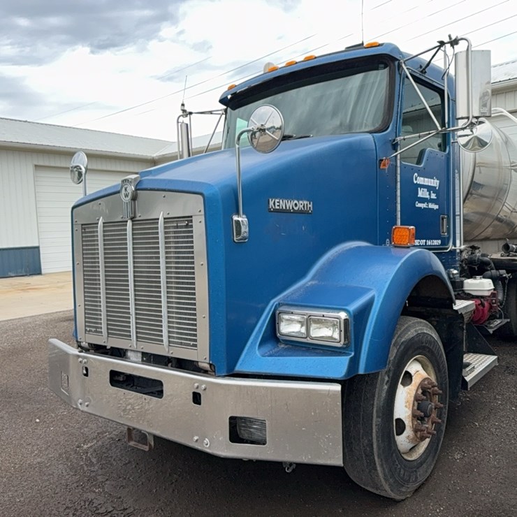 1999 CATERPILLAR 10