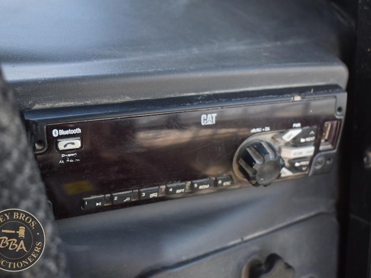2019-caterpillar-299d2-image-54