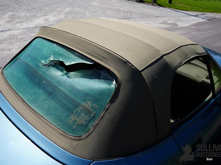 run-#174---1998-bmw-z3-convertible-image-12
