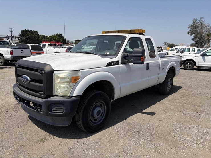 2011-ford-f250-image-1