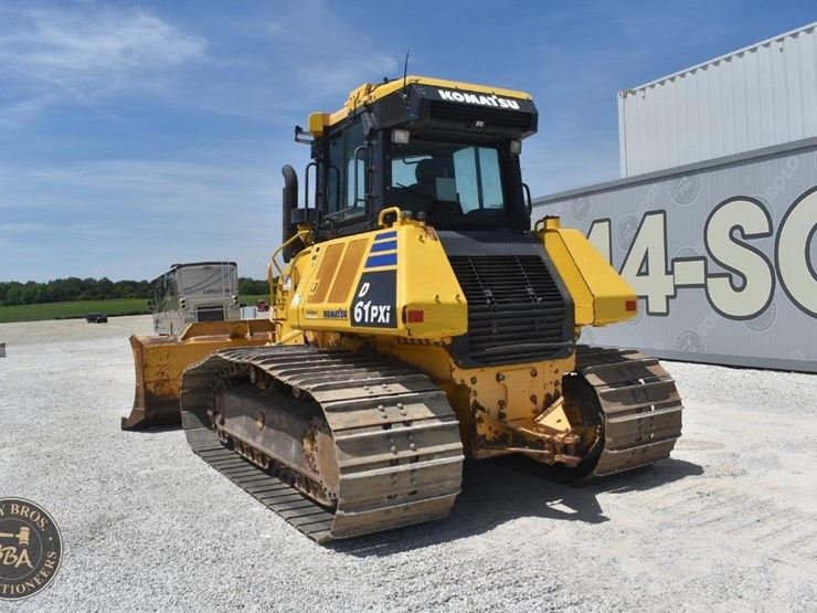 2020-komatsu-d61pxi-24-image-15