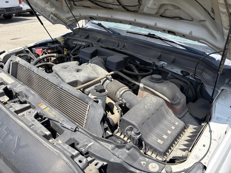 2011-ford-f250-image-8