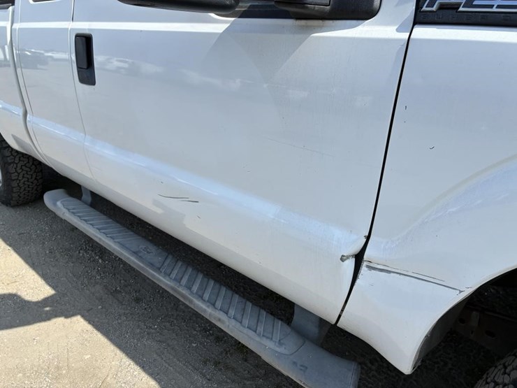 2011-ford-f250-image-6