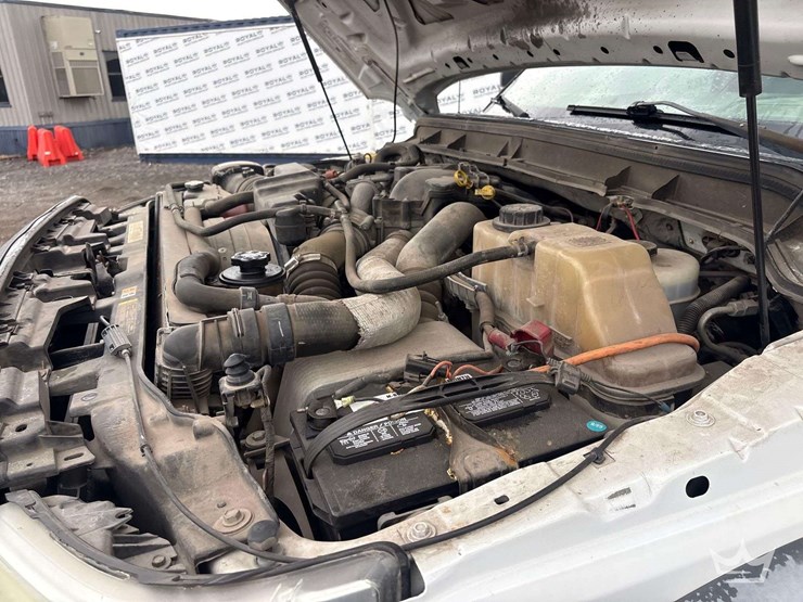 2012-ford-f550-image-8