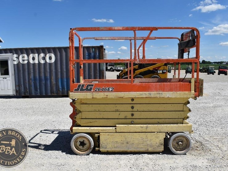 2000-jlg-2646e2-image-6
