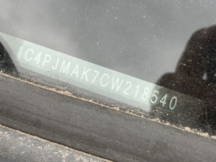 2012-jeep-liberty-image-9
