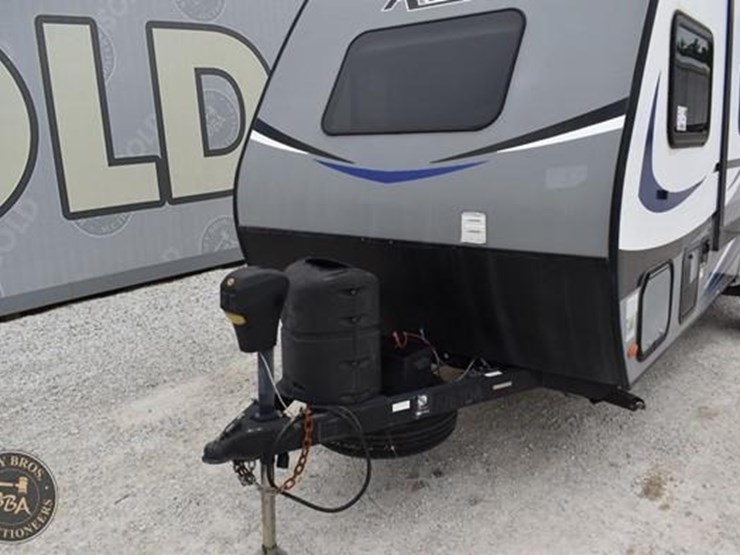 2018-keystone-rv-co-passport-rov-170rkrv-46269-image-11