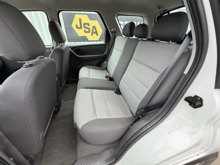 2007-ford-escape-image-19