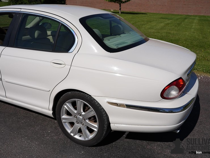 run-#248---2003-jaguar-xtype-sedan-image-17