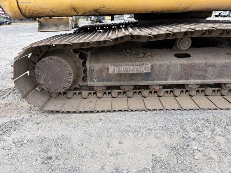 deere-130g-image-23
