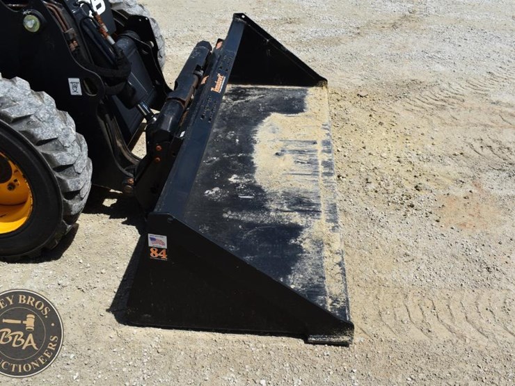 2014-jcb-190-image-17