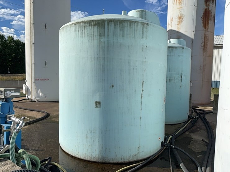super-star-10,000-gal-poly-tank-image-1