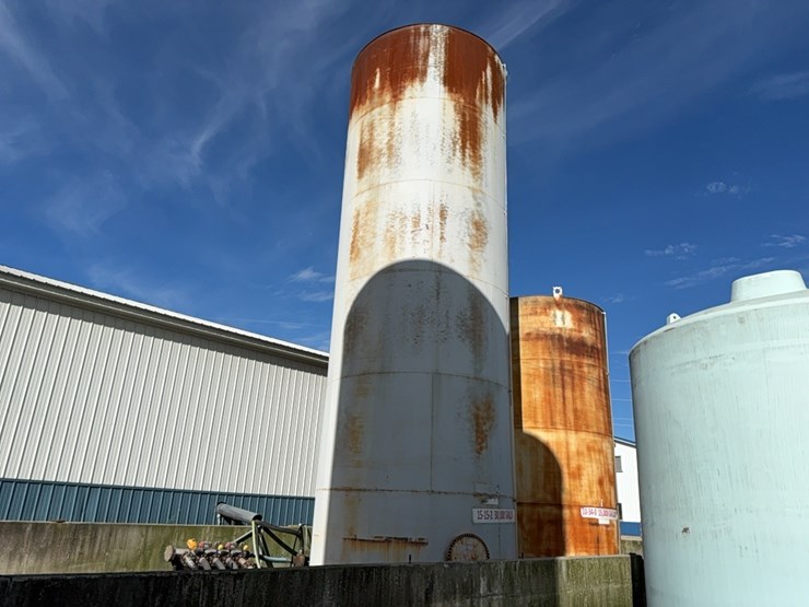 30,000-gal-ss-tank-image-1