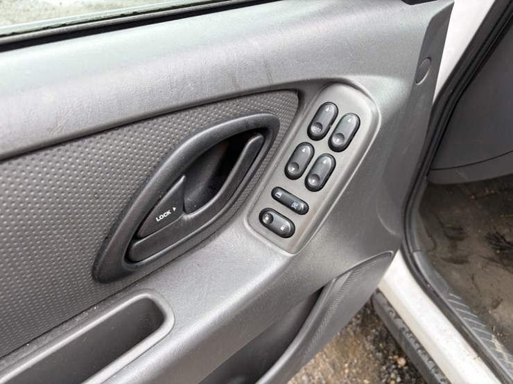 2007-ford-escape-image-23