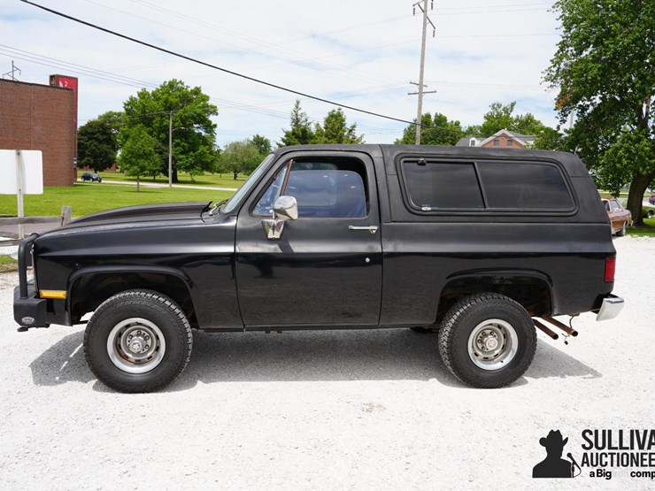 1986-chevrolet-k5-image-8