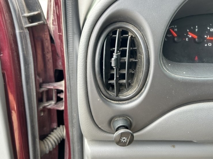 2005-ford-e350-xlt-sd-image-26