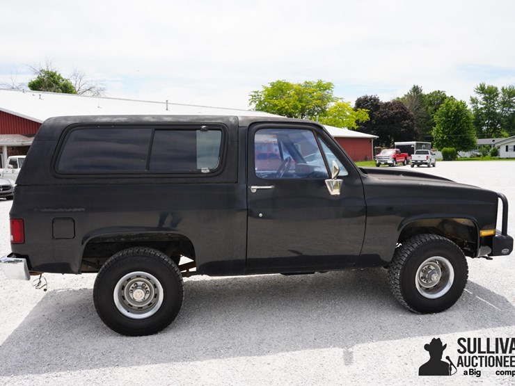 1986-chevrolet-k5-image-4