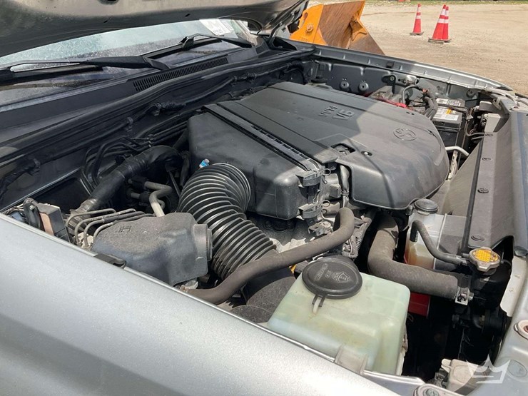 toyota-tacoma-image-9