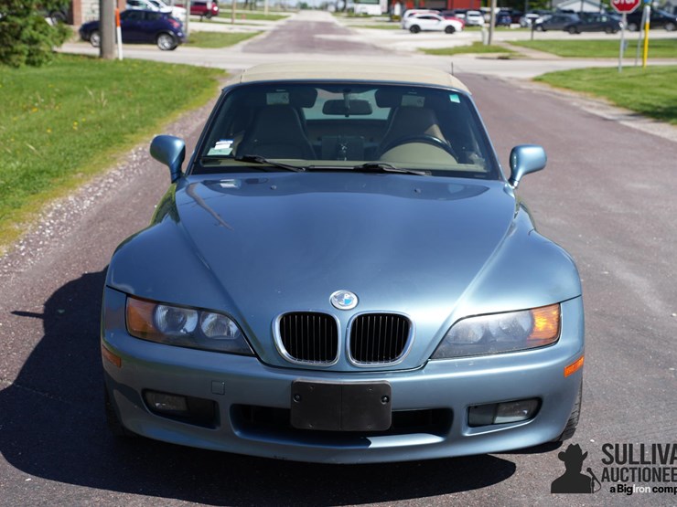 run-#174---1998-bmw-z3-convertible-image-3