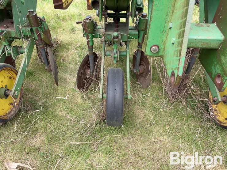 john-deere-885-image-19
