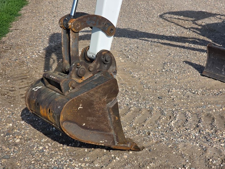 bobcat-e26-image-15