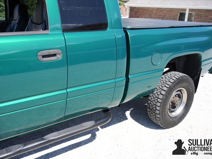 1999-dodge-ram-2500-image-19