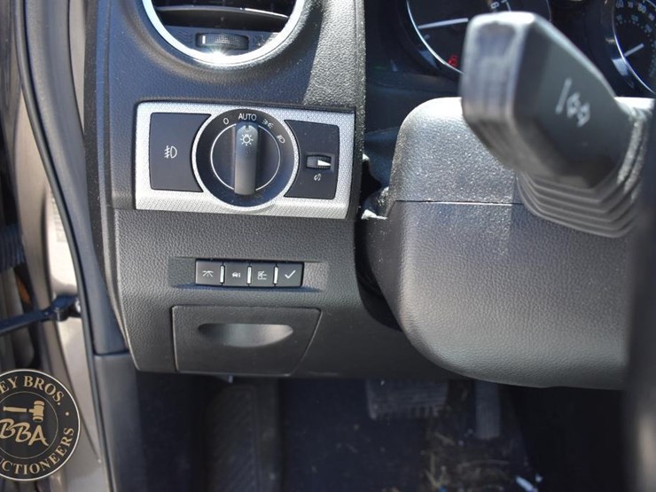 2012-chevrolet-captiva-image-19