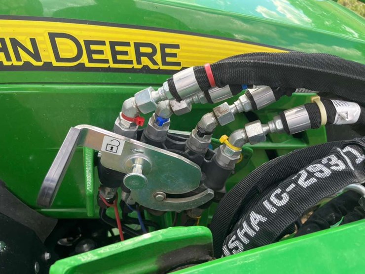 2025-john-deere-2025r-image-66