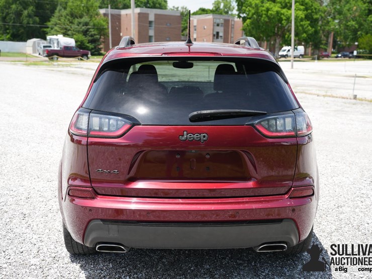 2020-jeep-cherokee-image-6
