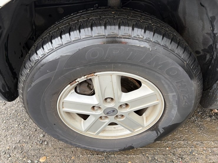 2007-ford-escape-image-14