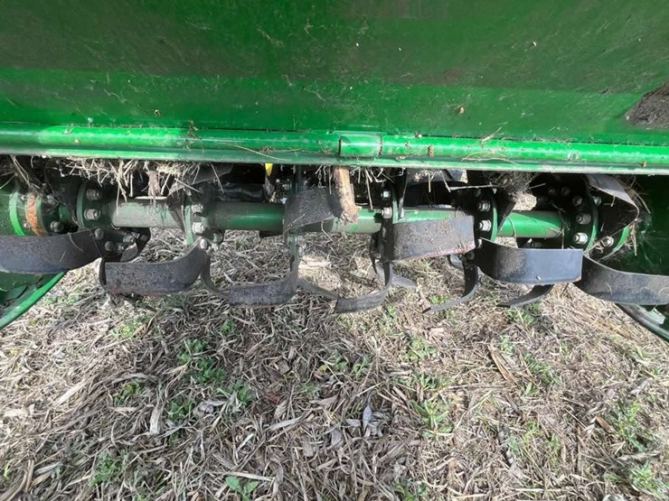 2025-john-deere-2025r-image-51