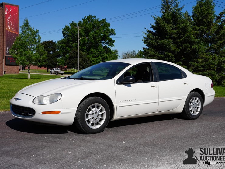run-#254---1999-chrysler-concorde-sedan-image-1