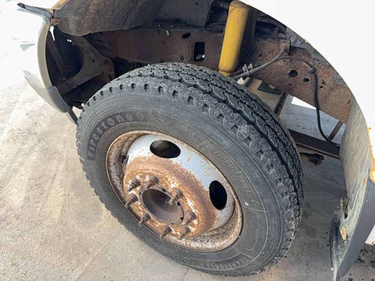 2003-ford-f450-image-26