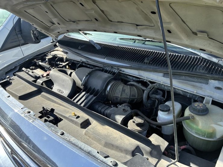 2013-ford-e350-sd-image-6