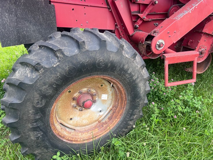 case-ih-2388-image-32