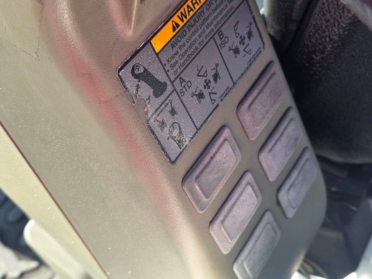 bobcat-e26-image-21