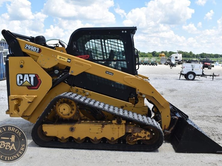 2022-caterpillar-299d3-image-6